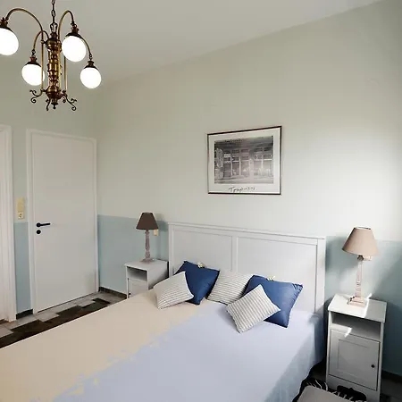 Panorama House * Vouliagmeni Lake