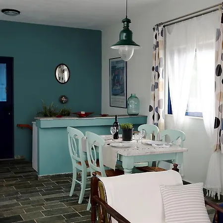 Panorama House * Vouliagmeni Lake